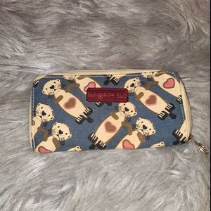 Bungalow 360 otter wallet